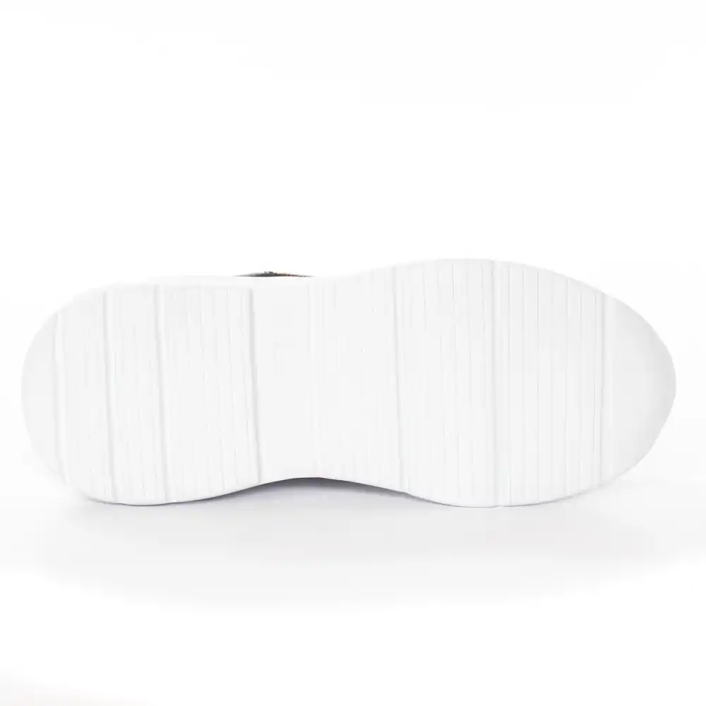 Basket pour femme Guess noire et blanche