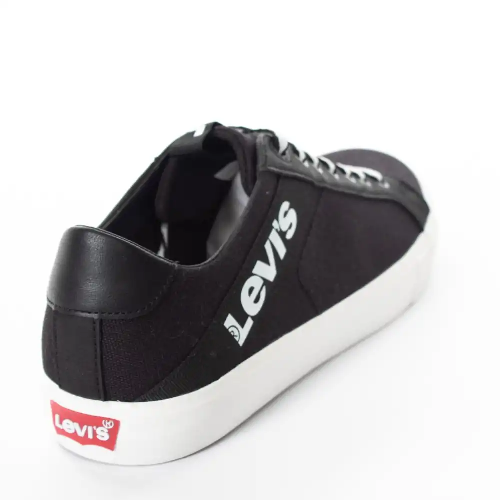 Basket pour homme Levi's Woodward L Regular Black type tennis