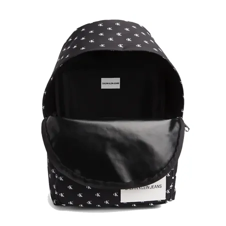 Produits victimes de leur succès Calvin Klein Noir plecack unlimited logo