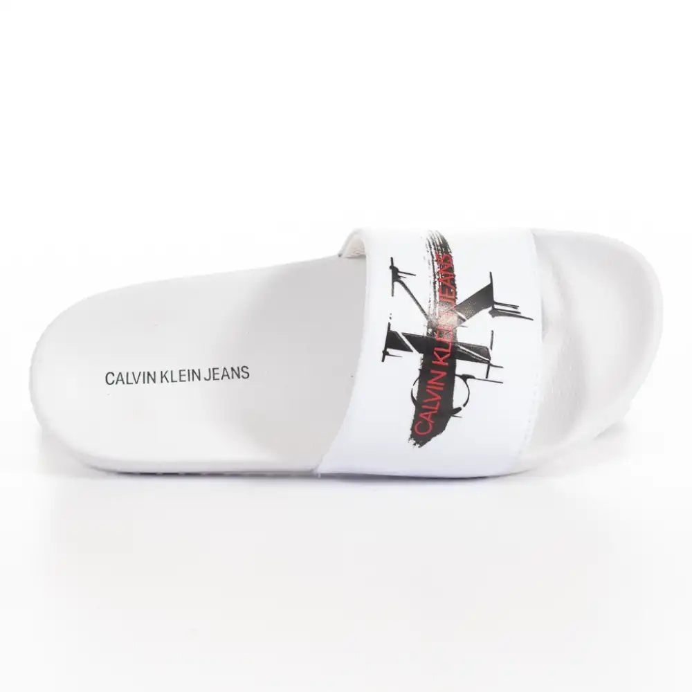 Claquette de marque Calvin Klein promotion solde bon plan destockage zeshoes.com