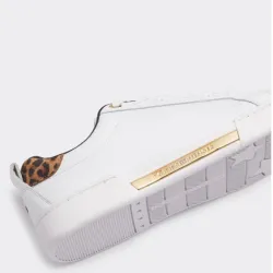 Produits victimes de leur succès Tommy Jeans branded leo print Blanc