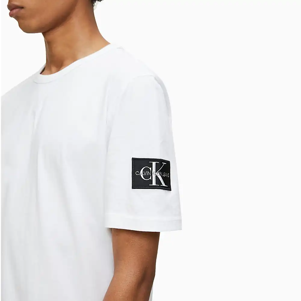 T shirt manche courte homme Calvin Klein monogram sleeve badge reg yaf Blanc ...