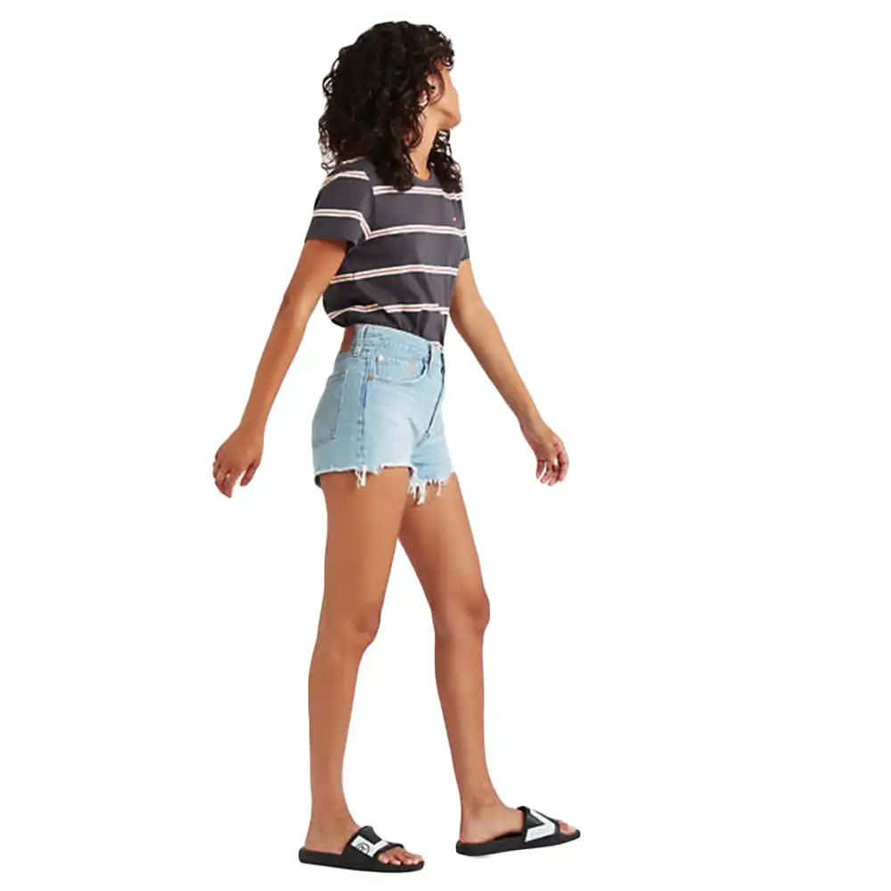 Short pour femme en jean de marque levis