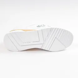 Basket basse femme Guess marlyn logo gaufre Blanc