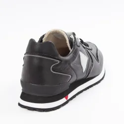 Basket basse homme Guess new glorym breloque Noir - ZESHOES