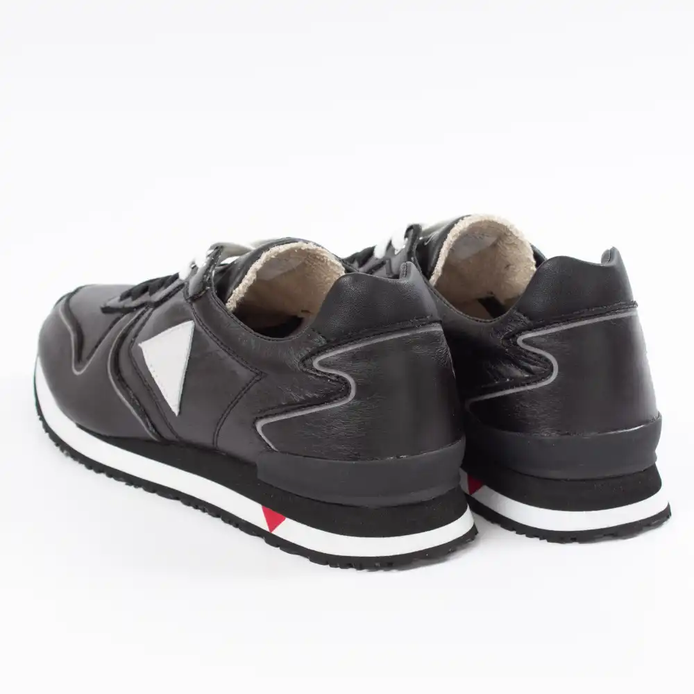 Basket basse homme Guess new glorym breloque Noir - ZESHOES