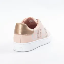 Basket basse femme Guess SNEAKER RIDERR CLOUS LOGO Rose Basket basse femme Guess SNEAKER RIDERR CLOUS LOGO Rose