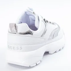  Guess - 4