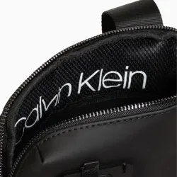 CROSSOVER PLAT MOULÉ