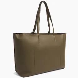 Must shopper Calvin Klein - 4 Must shopper Calvin Klein - 4