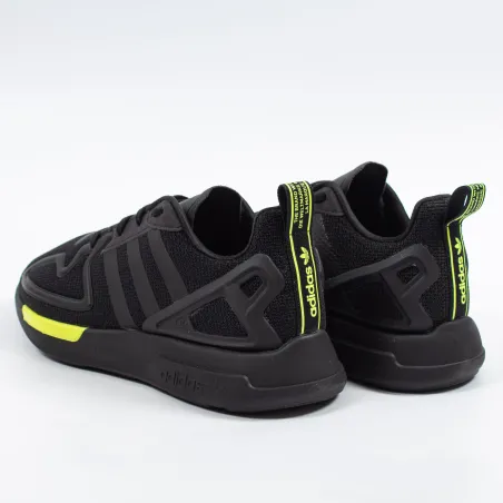 Produits victimes de leur succès Adidas Noir ZX 2K FLUX J