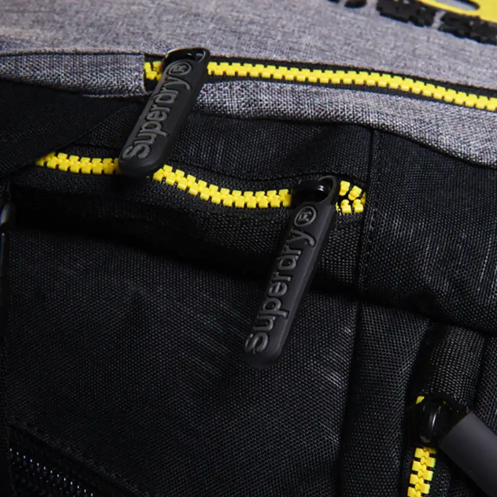 Sac à dos homme Superdry Monoline tarp backpack Gris - ZESHOES