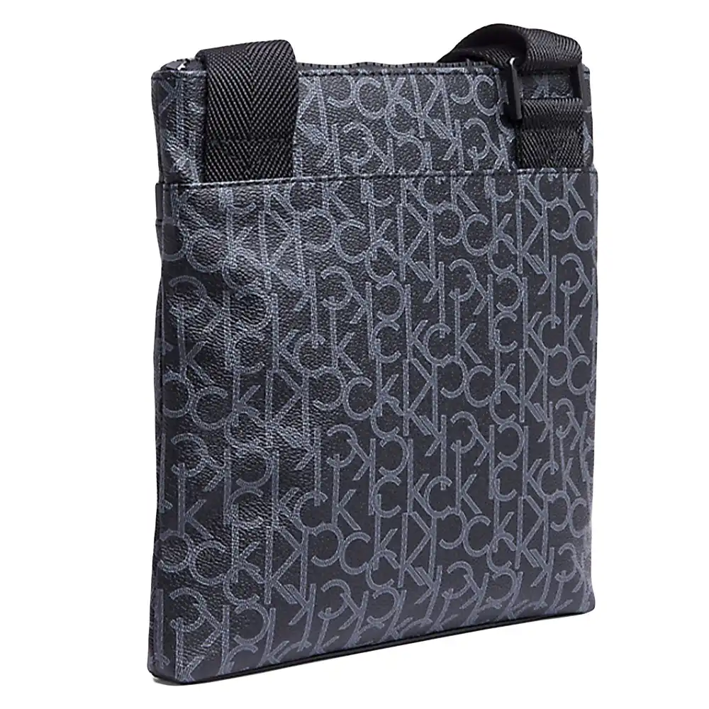 Pochette homme Calvin Klein Mono flat crossover Noir - ZESHOES Pochette homme Calvin Klein Mono flat crossover Noir - ZESHOES