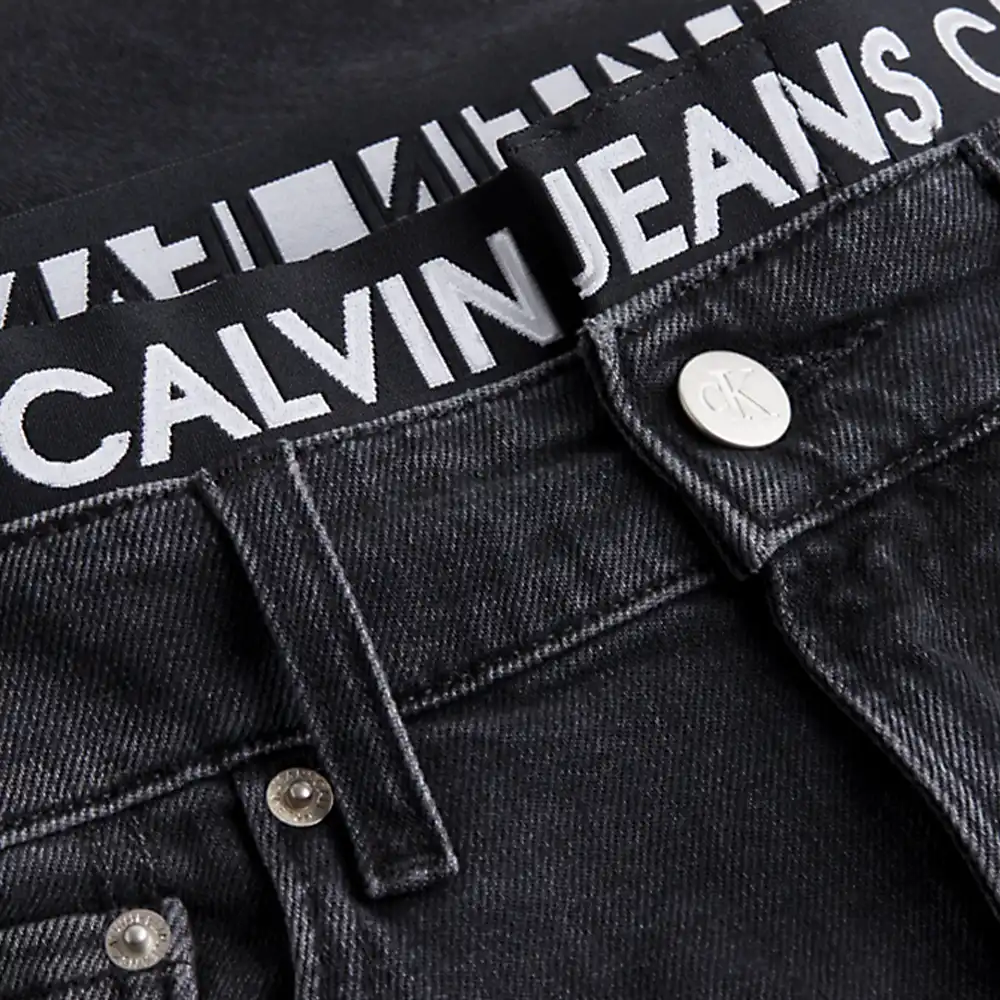 Jeans homme Calvin Klein Slim taper Noir - ZESHOES Jeans homme Calvin Klein Slim taper Noir - ZESHOES