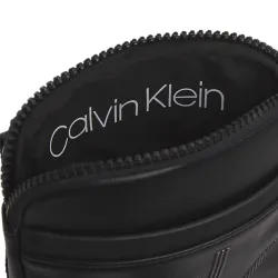 Pochette homme Calvin Klein Up mini reporter Noir - ZESHOES