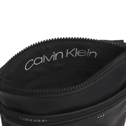 Sac a bandouliere homme Calvin Klein Up flat crossover Noir - ZESHOES