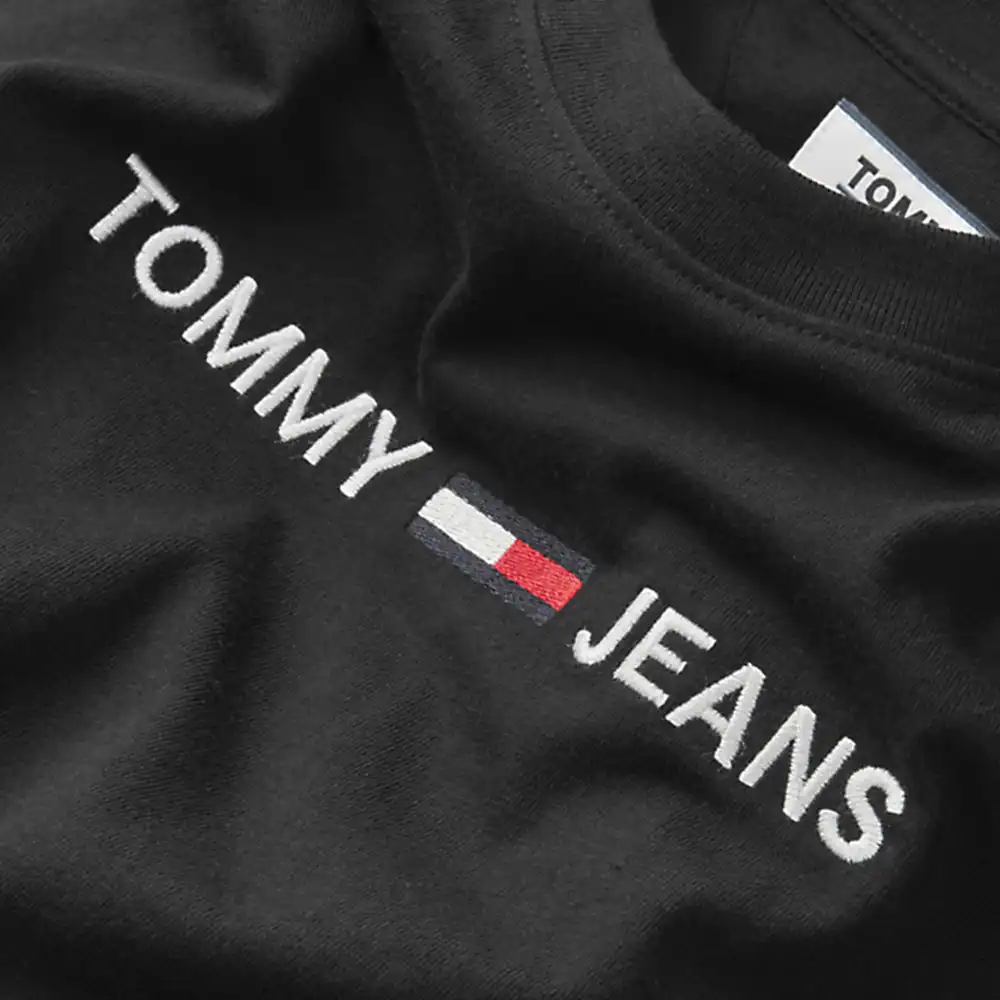Tee shirt manche courte femme Tommy Jeans Modern linear logo Noir - ZESHOES