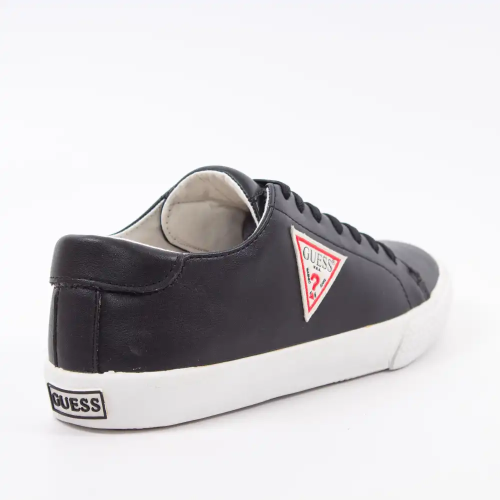 Basket basse fille Guess Curele12 Noir - ZESHOES Basket basse fille Guess Curele12 Noir - ZESHOES