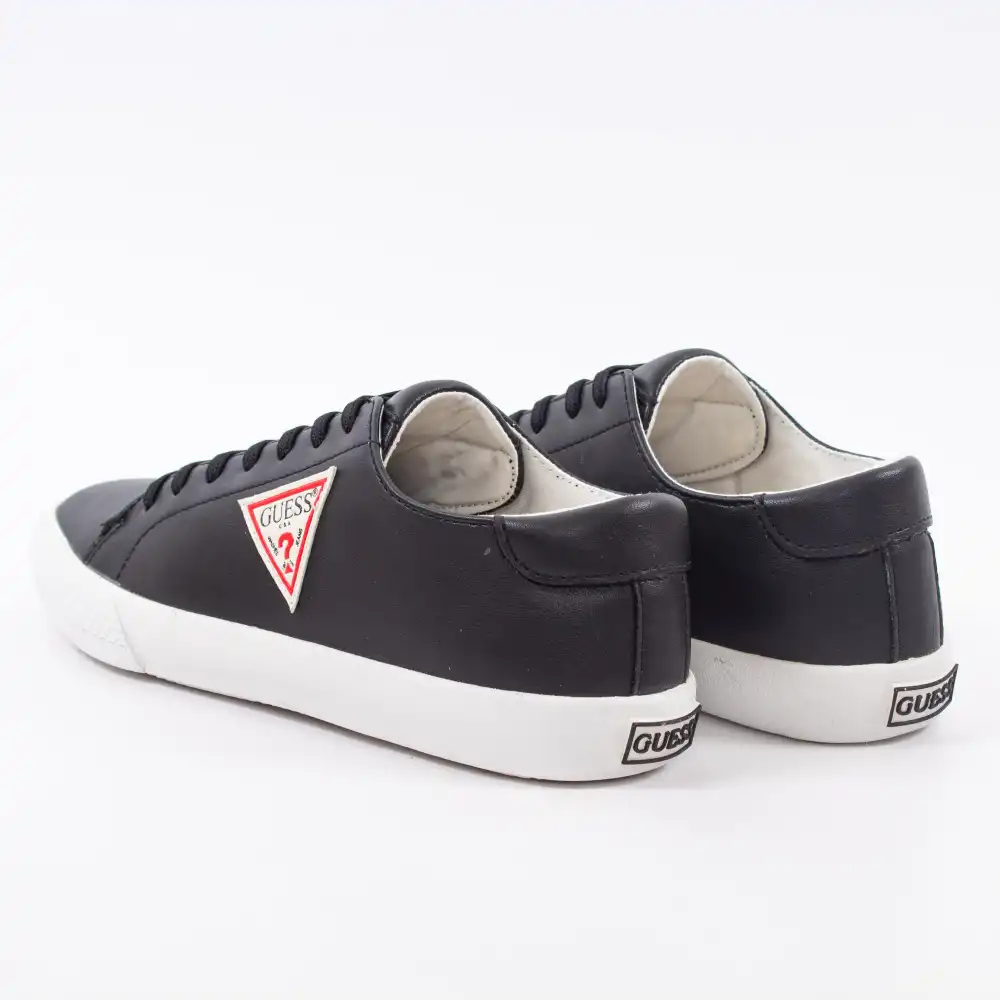 Basket basse fille Guess Curele12 Noir - ZESHOES Basket basse fille Guess Curele12 Noir - ZESHOES