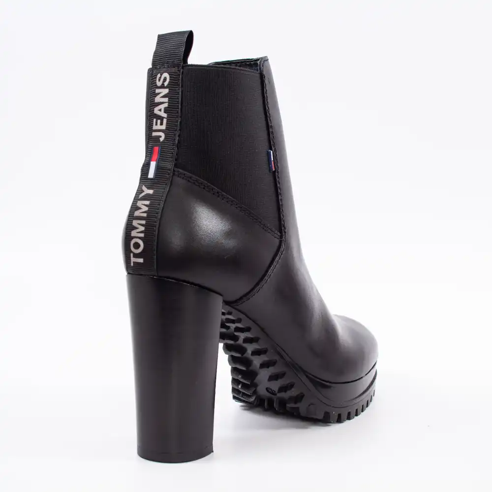 Bottine femme Tommy Jeans Essential cleated heeled Noir - ZESHOES