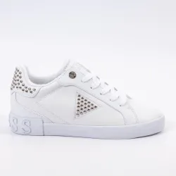 Basket basse femme Guess Triangle logo Blanc - ZESHOES Basket basse femme Guess Triangle logo Blanc - ZESHOES