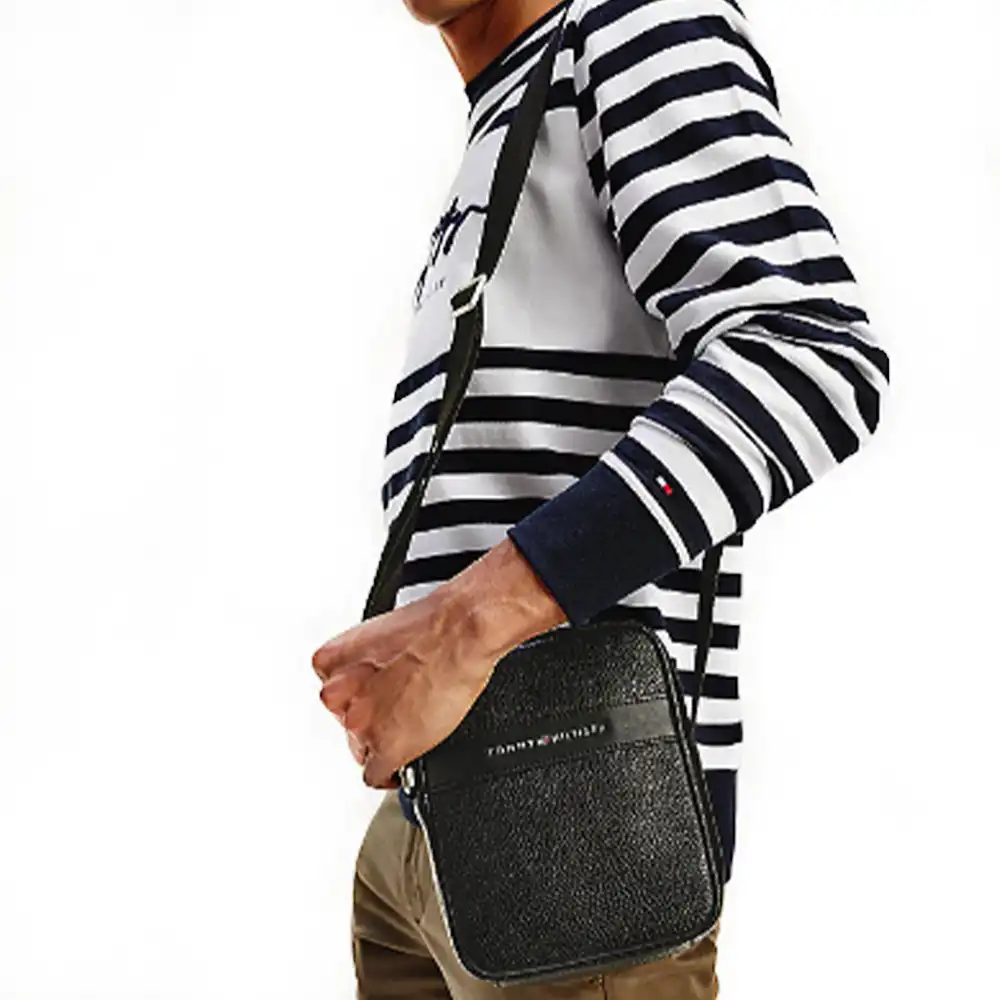 Pochette homme Tommy Jeans Little front logo Noir - ZESHOES