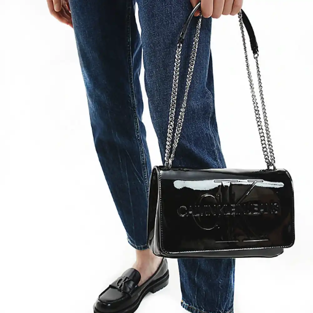 Big logo gravé Calvin Klein - 3