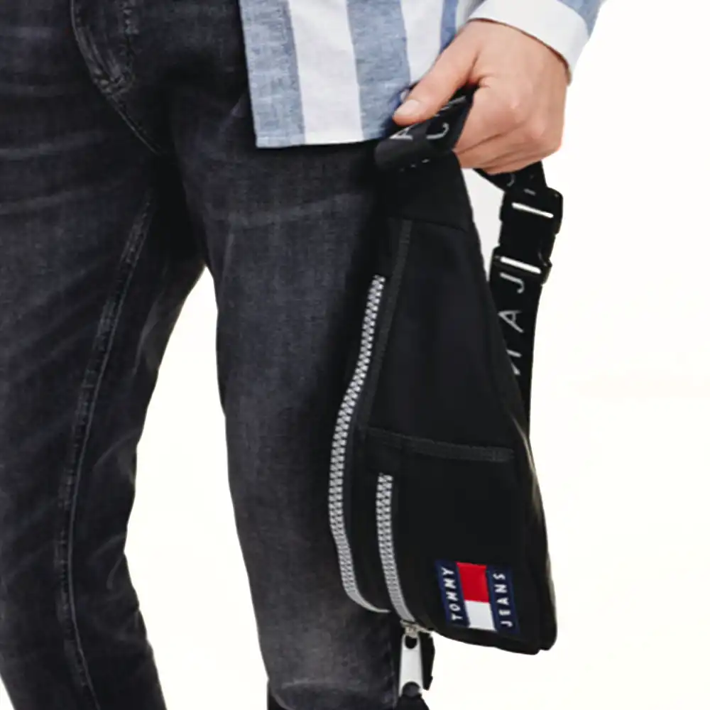 Sac banane homme Tommy Jeans Heritage bumbag Noir - ZESHOES Sac banane homme Tommy Jeans Heritage bumbag Noir - ZESHOES