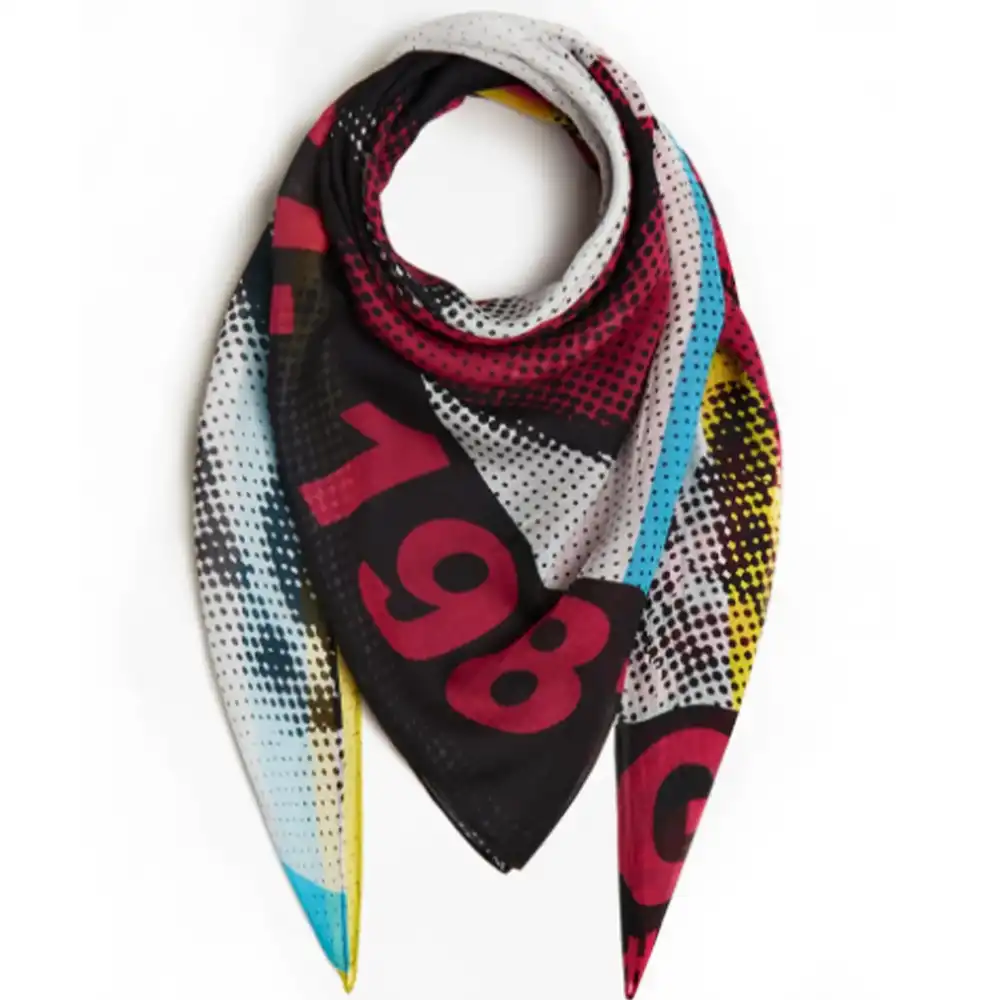 Echarpe femme foulard Guess All over print scarf Multicolor - ZESHOES