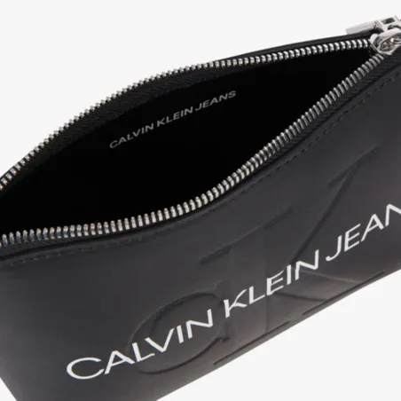 Produits victimes de leur succès Calvin Klein Noir Camera pouch