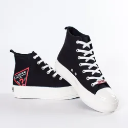 Basket de ville basse femme Guess Classic logo triangle Noir - ZESHOES