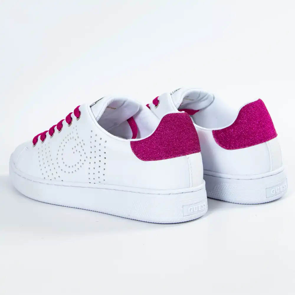 Basket basse femme Guess Perf mode Blanc - ZESHOES