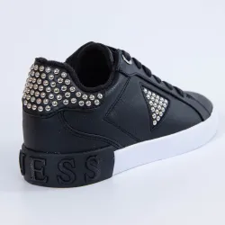 Basket basse femme Guess Panele Noir - ZESHOES