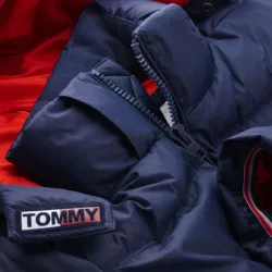 Doudoune homme Tommy Jeans Essential down Bleu - ZESHOES Doudoune homme Tommy Jeans Essential down Bleu - ZESHOES