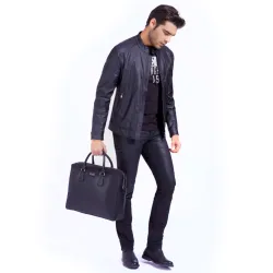 Briefcase dan Guess - 3