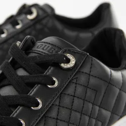 Basket de ville basse femme Guess Style matelassé Noir - ZESHOES Basket de ville basse femme Guess Style matelassé Noir - ZESHOES