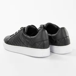 Basket de ville basse femme Guess Style matelassé Noir - ZESHOES Basket de ville basse femme Guess Style matelassé Noir - ZESHOES