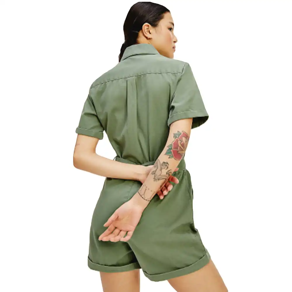 Combi short femme Tommy Jeans Combi short badge Vert - ZESHOES Combi short femme Tommy Jeans Combi short badge Vert - ZESHOES