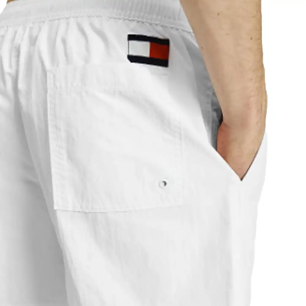 Short de bain homme Tommy Jeans Flag logo Blanc - ZESHOES Short de bain homme Tommy Jeans Flag logo Blanc - ZESHOES