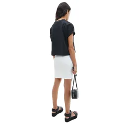 Tee shirt manche courte femme Calvin Klein Front classic logo Noir - ZESHOES Tee shirt manche courte femme Calvin Klein Front classic logo Noir - ZESHOES