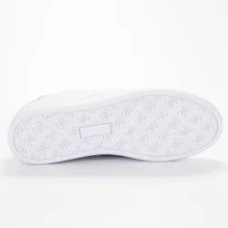 Basket basse femme Guess logo gaufre gravé Blanc - ZESHOES