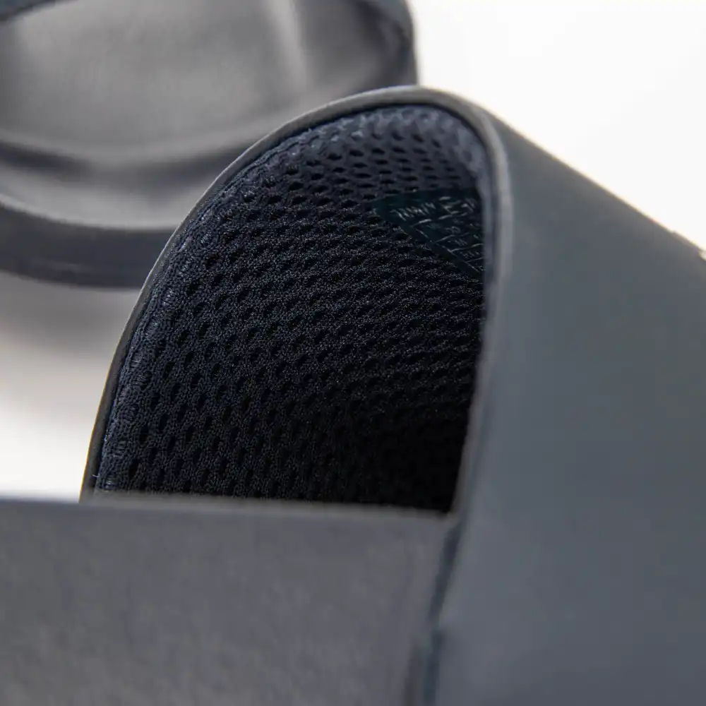 Claquette homme Tommy Jeans Confort color Bleu - ZESHOES Claquette homme Tommy Jeans Confort color Bleu - ZESHOES