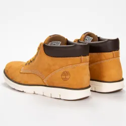 Basket montante homme Timberland Bradstreet chukka wheat nubuck Camel - ZESHOES Basket montante homme Timberland Bradstreet chukka wheat nubuck Camel - ZESHOES
