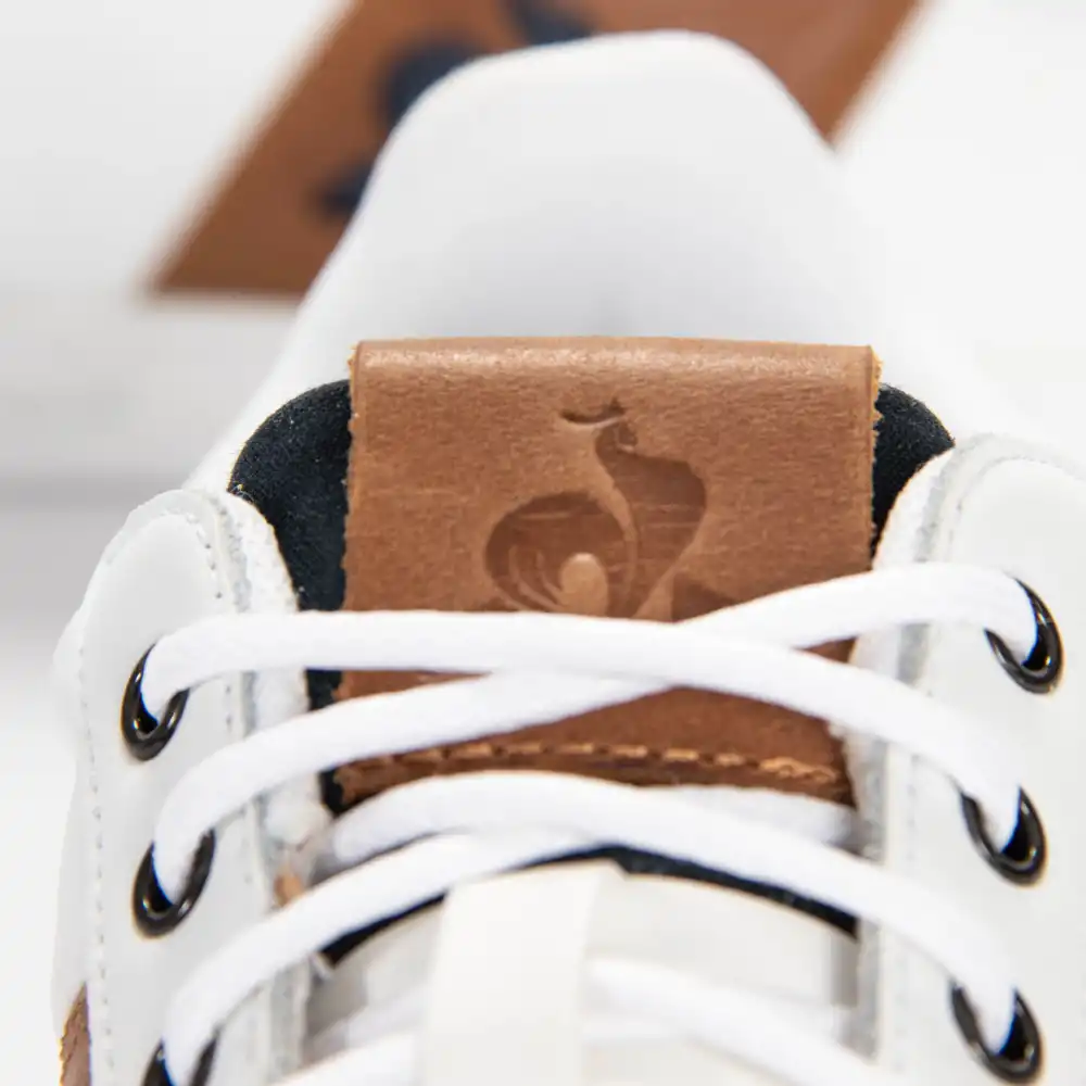 Basket basse homme Le Coq Sportif Master court waxy Blanc - ZESHOES Basket basse homme Le Coq Sportif Master court waxy Blanc - ZESHOES