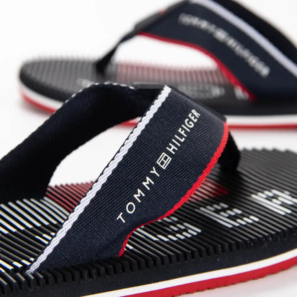 Tong homme Tommy Jeans Massage footbed beach sandal Bleu - ZESHOES Tong homme Tommy Jeans Massage footbed beach sandal Bleu - ZESHOES