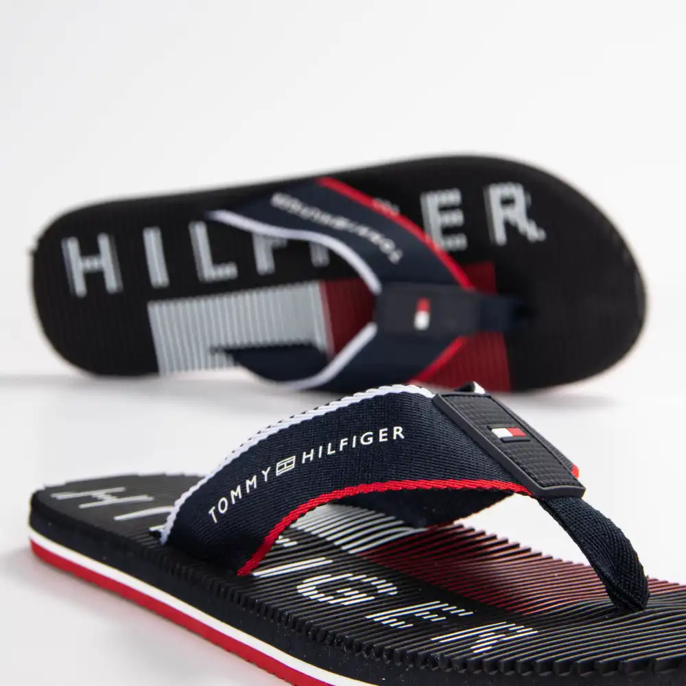 Tong homme Tommy Jeans Massage footbed beach sandal Bleu - ZESHOES Tong homme Tommy Jeans Massage footbed beach sandal Bleu - ZESHOES