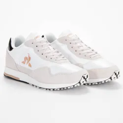 Basket basse femme Le Coq Sportif Jazy w patent Rose - ZESHOES Basket basse femme Le Coq Sportif Jazy w patent Rose - ZESHOES