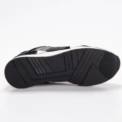 Basket de ville basse femme Guess Tesha 4g logo Noir - ZESHOES