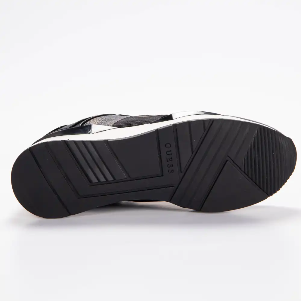 Basket de ville basse femme Guess Tesha 4g logo Noir - ZESHOES