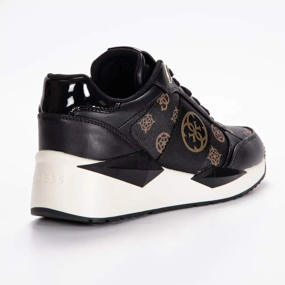 Basket de ville basse femme Guess Tesha 4g logo Noir - ZESHOES